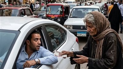 لقيت حماتي القديمة بتشحت في الشارع